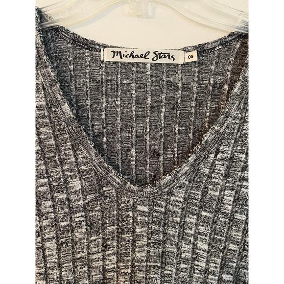 Michael Stars Black & White Long Sleeve V-Neck Ribbed Tunic Knit‎ 8345 Size OS - Picture 4 of 9